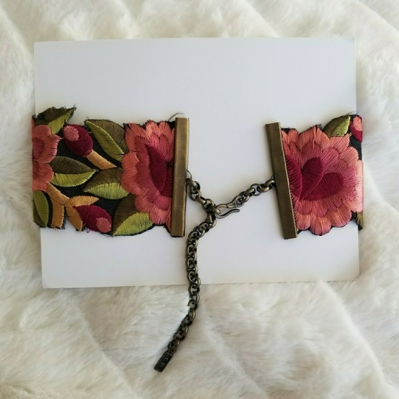 CHILD OF WILD // ltd ed floral cut out patch style choker LAST ONE! - Picture 4 of 14